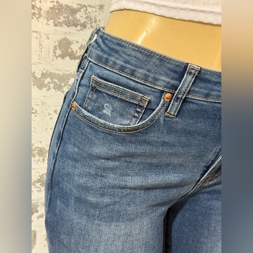 Girl-ish High Rise Flare Jeans - Picture 4 of 6